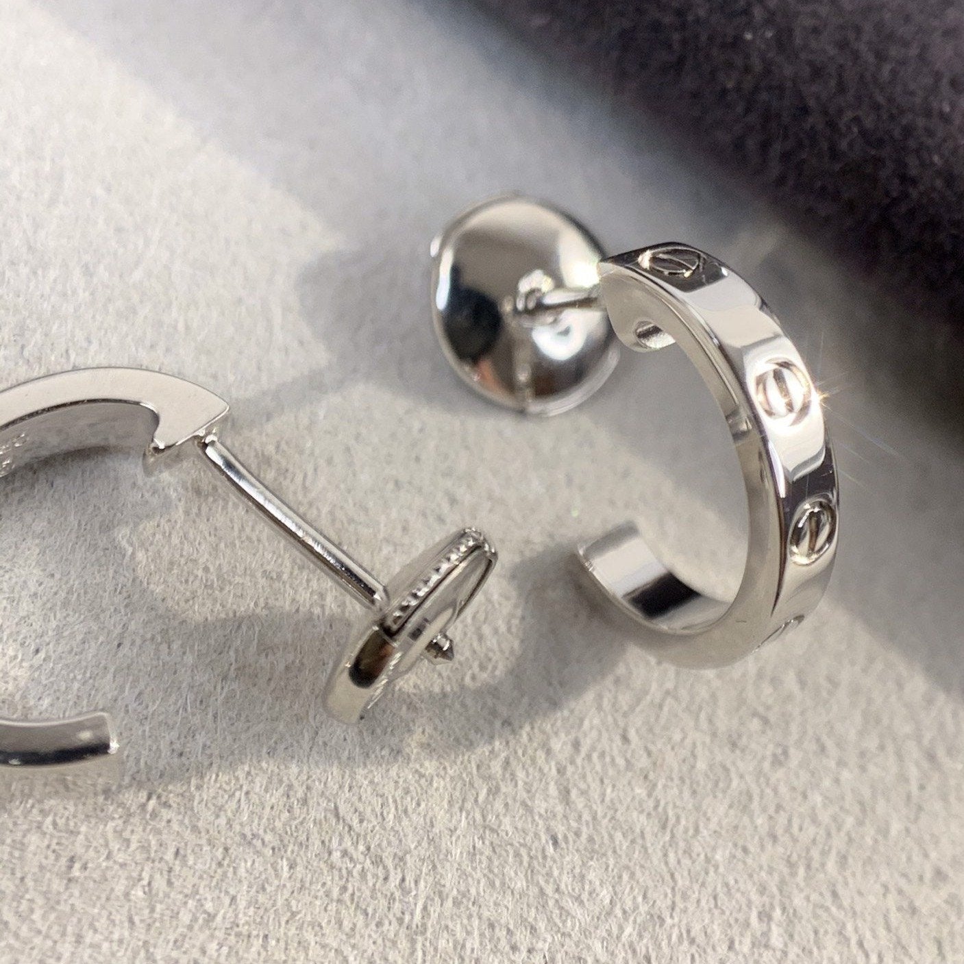 ˇGilded EraˇLOVE EARRINGS 2.65MM SILVER
