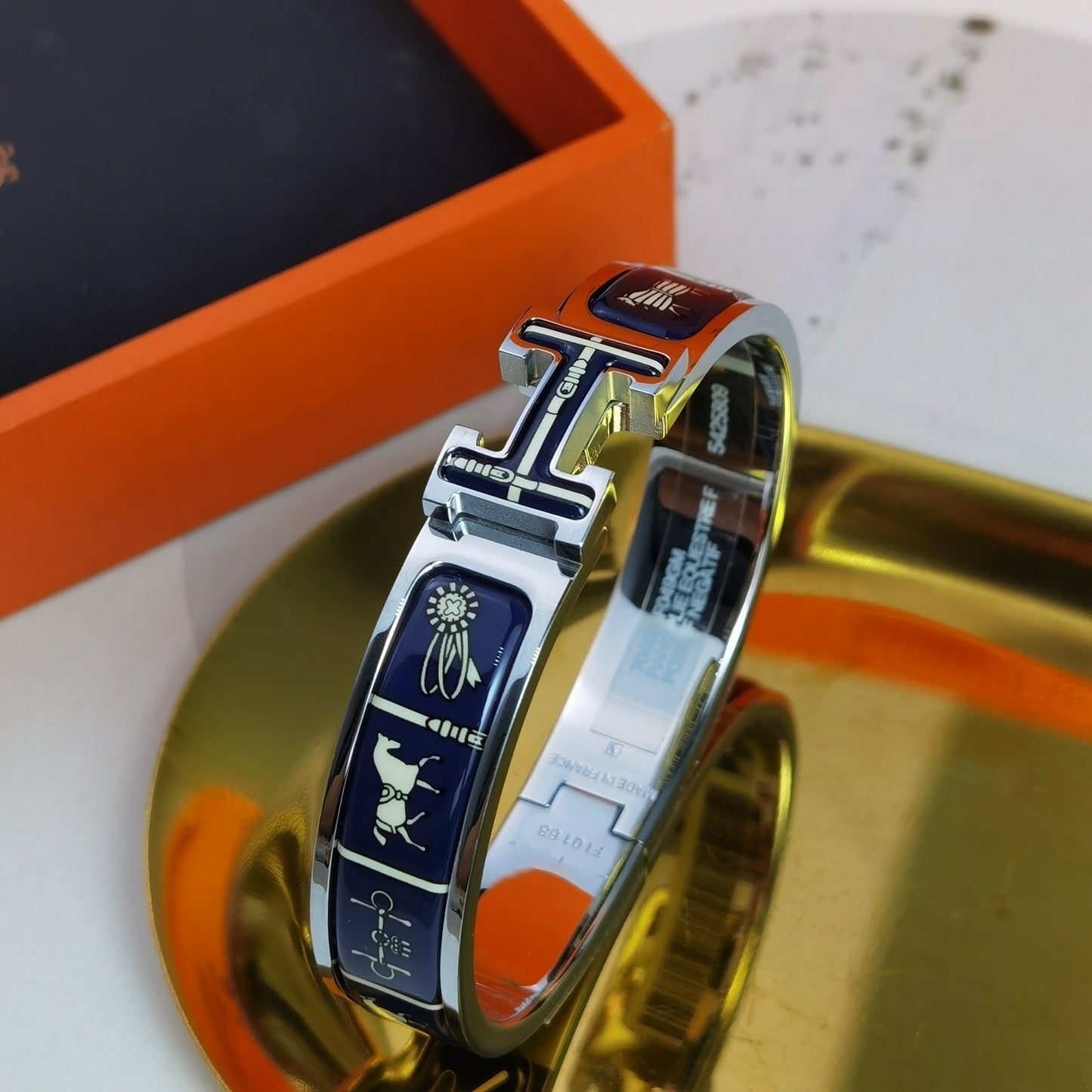 ˇGilded EraˇH COUVERTURES DARK BLUE BRACELET