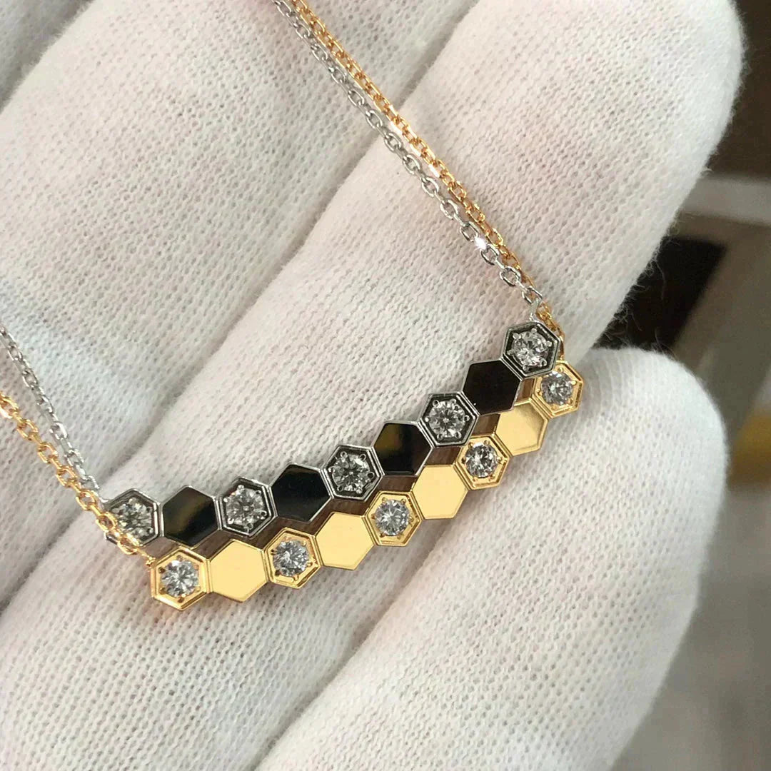 ˇGilded EraˇBEE LOVE NECKLACE DIAMOND