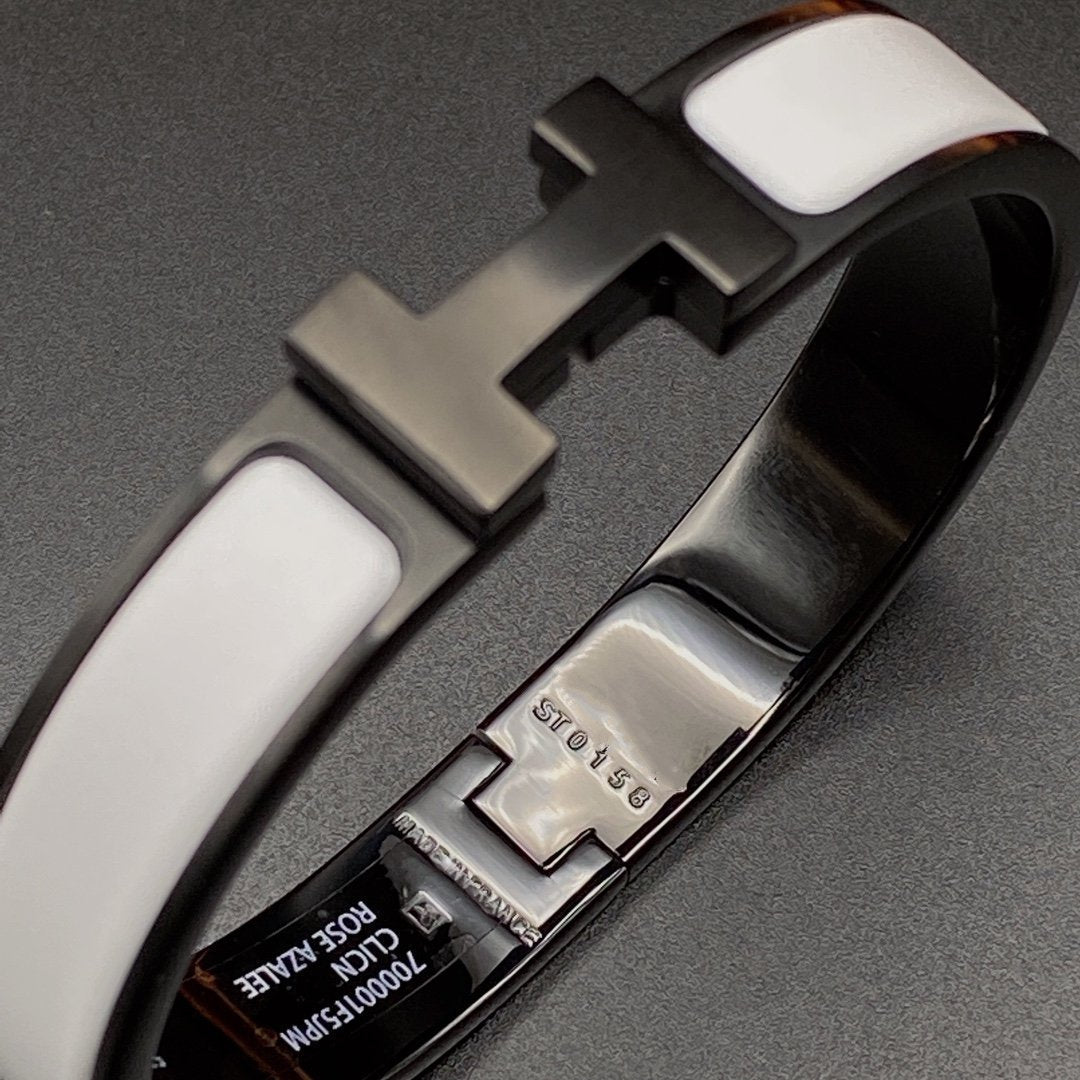 ˇGilded EraˇH BRACELET 12MM BLACK WHITE CERAMIC
