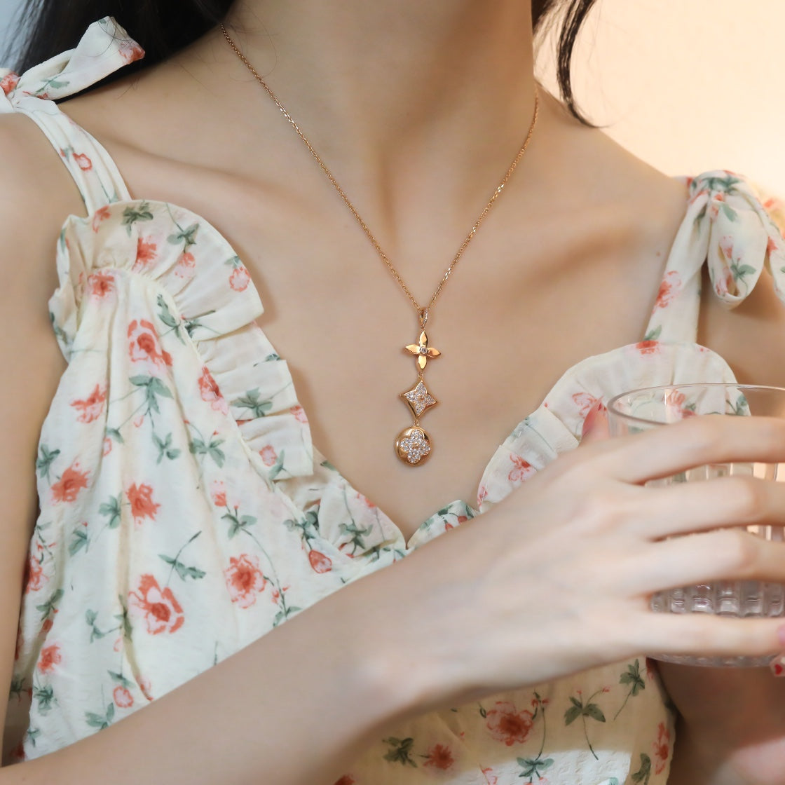 ˇGilded EraˇSTAR AND SUN DIAMOND PINK GOLD NECKLACE