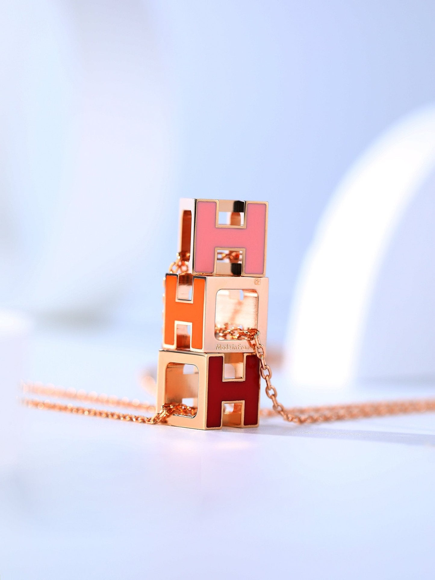 ˇGilded EraˇH CAGE PINK GOLD NECKLACE