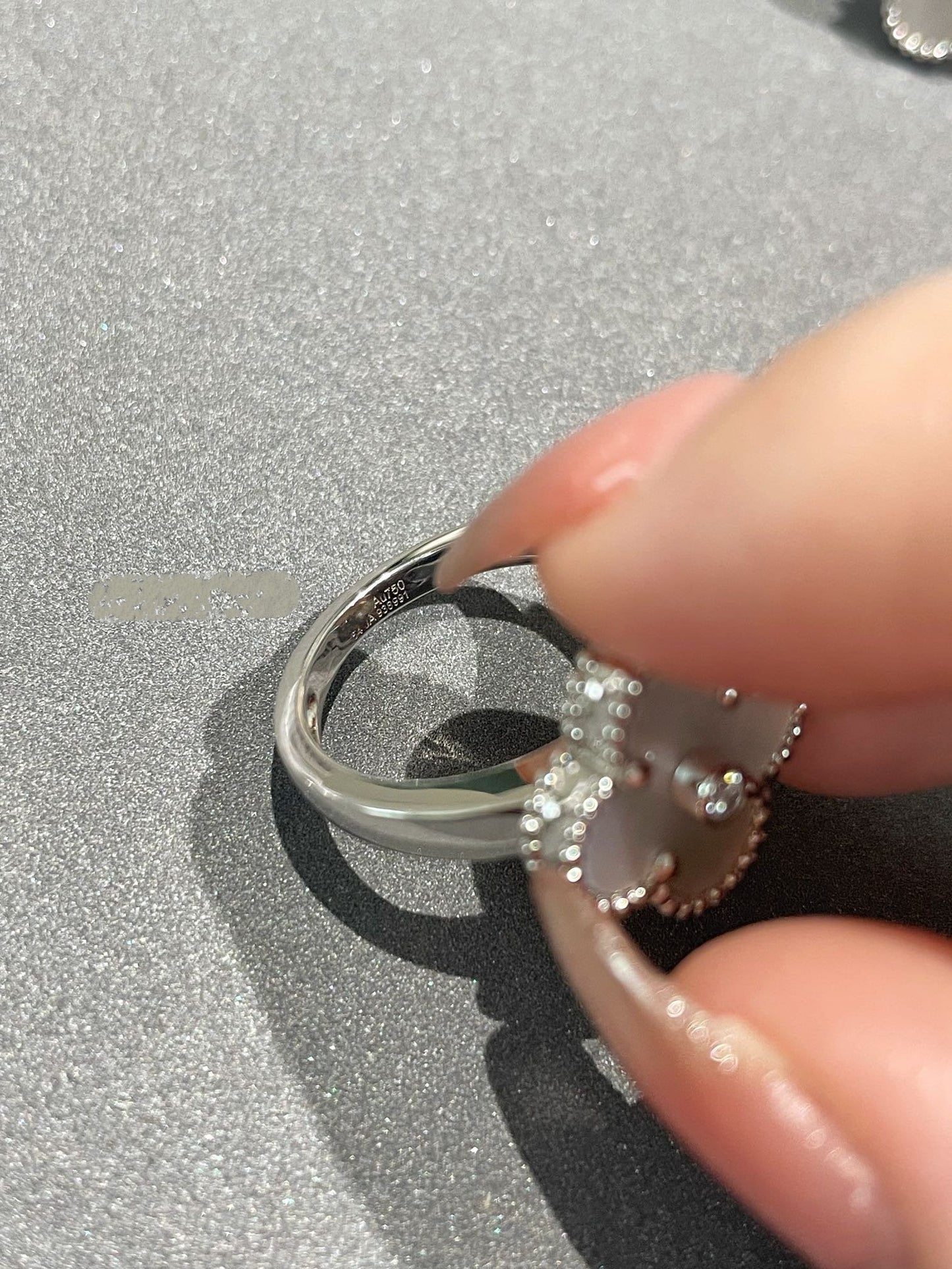 ˇGilded EraˇCLOVER SILVER MOP DIAMOND RING