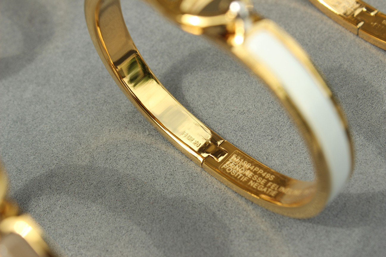 ˇGilded EraˇCLIC CHAINE GOLD BRACELET