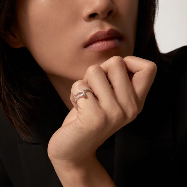 ˇGilded EraˇJUSTE RING 1.8MM SILVER DIAMONDS