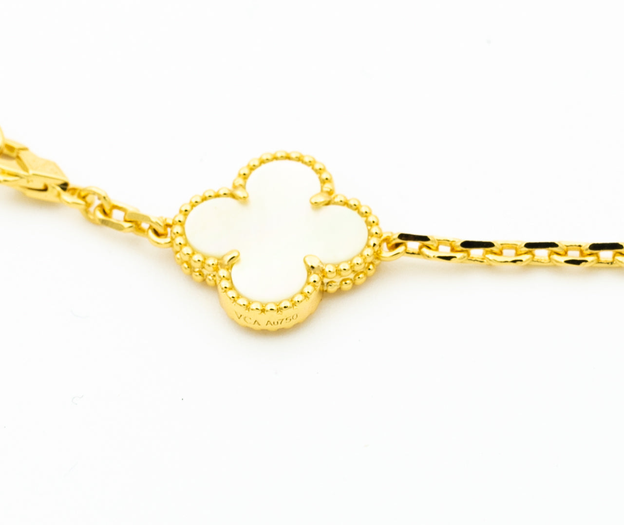 ˇGilded EraˇCLOVER BRACELET 5 MOTIFS ONYX MOP