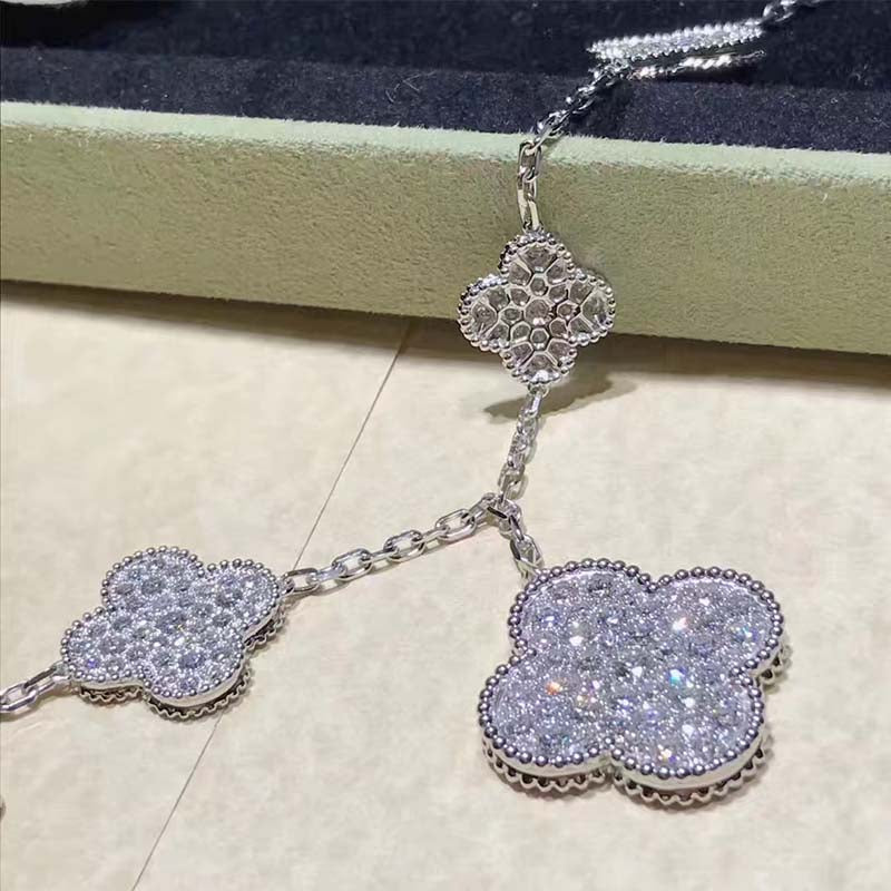 ˇGilded EraˇCLOVER 6 MOTIFS SILVER DIAMOND BRACELET