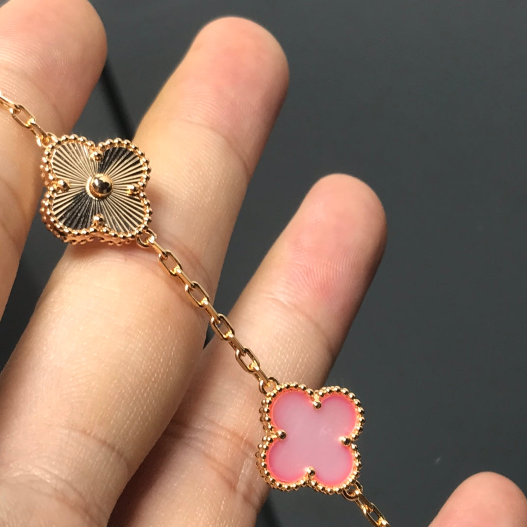ˇGilded EraˇCLOVER BRACELET 5 MOTIF PINK AND PINK GOLD