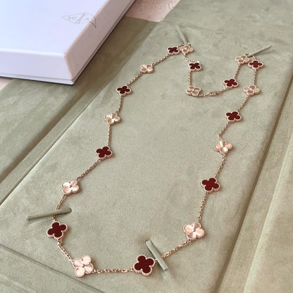 ˇGilded EraˇCLOVER 20 MOTIFS LASER CARNELIAN NECKLACE