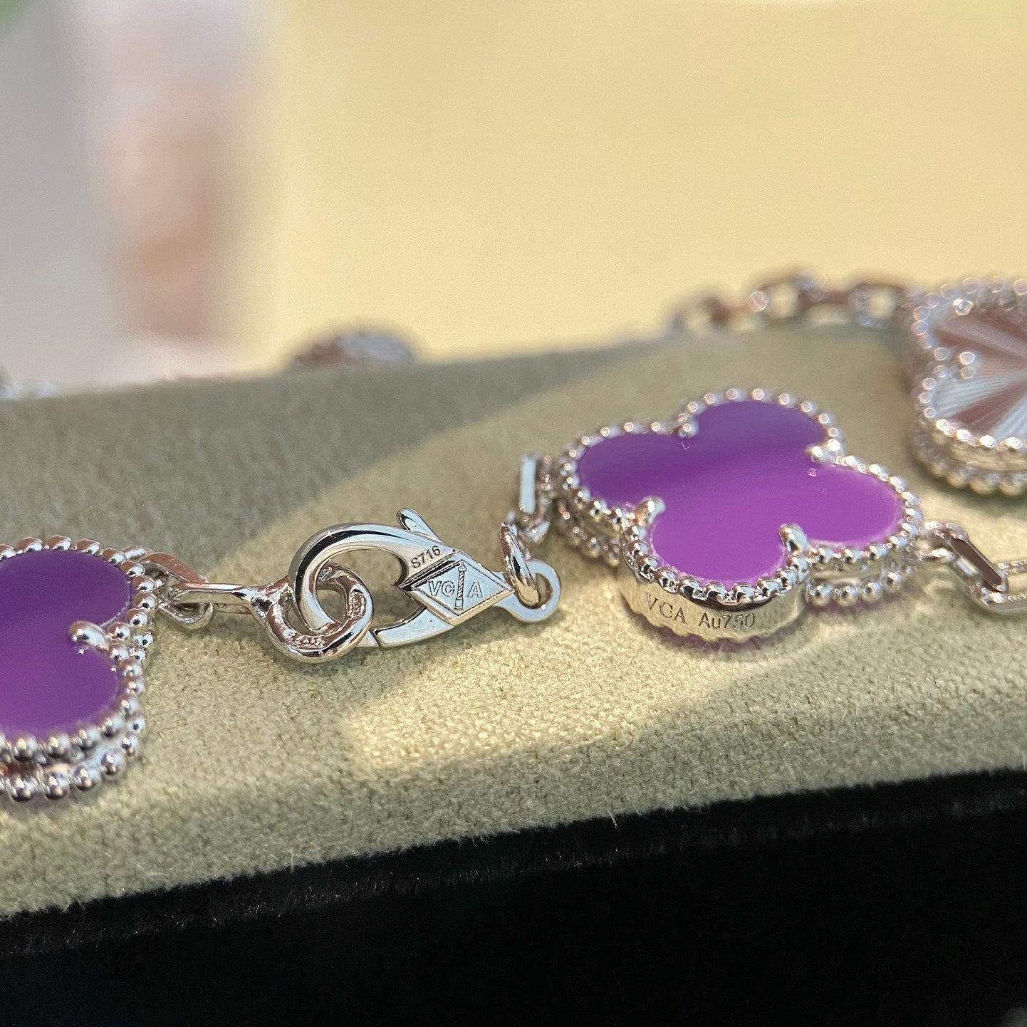 ˇGilded EraˇCLOVER  5 MOTIFS  PURPLE VIOLET BRACELET SILVER
