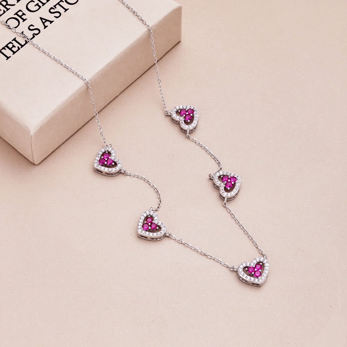 [STREET]Sparkling Five Heart Necklace