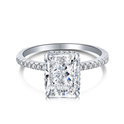 [STREET]Luxurious Engagement Ring
