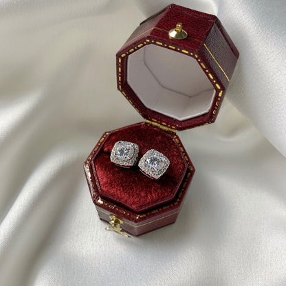 [STREET]Classic Round Center Stone Stud Earrings