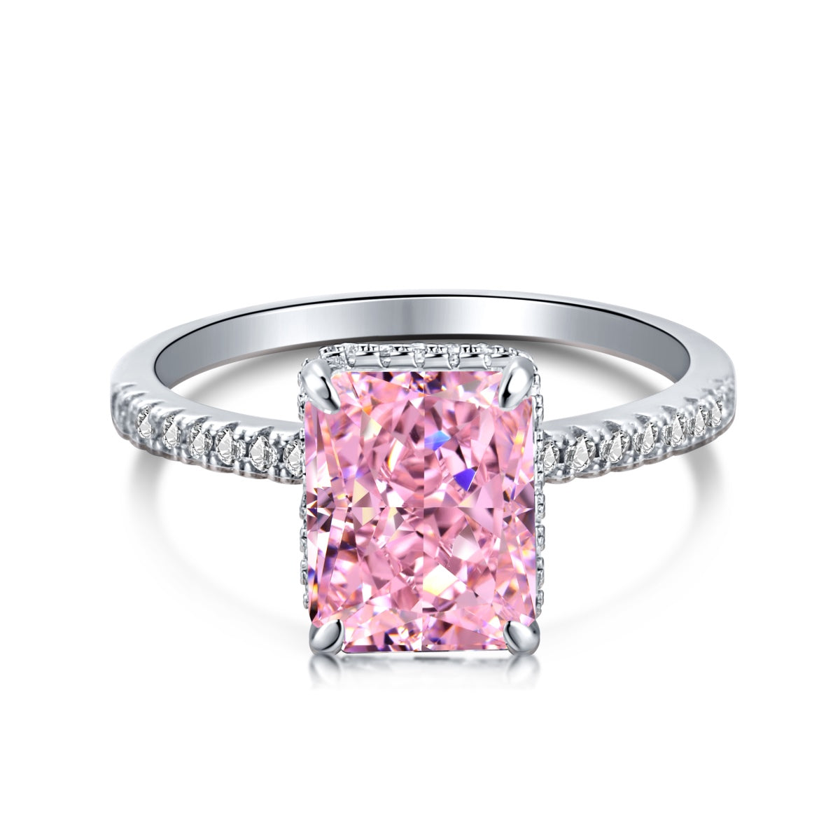 [STREET]Luxurious Engagement Ring