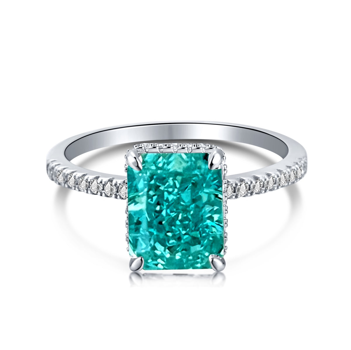 [STREET]Luxurious Engagement Ring