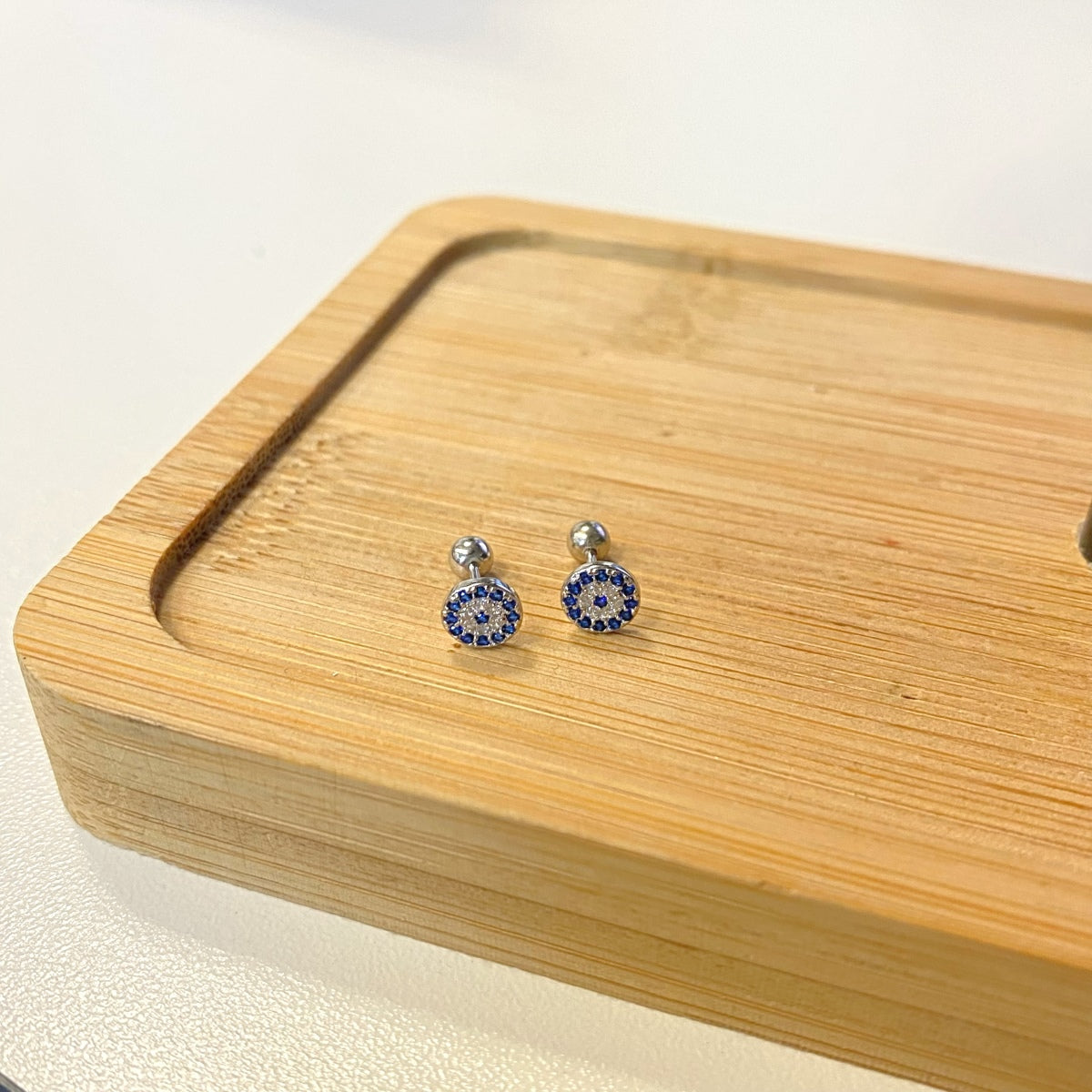 [STREET]Devil's Eye Ear Bone Nail Earrings