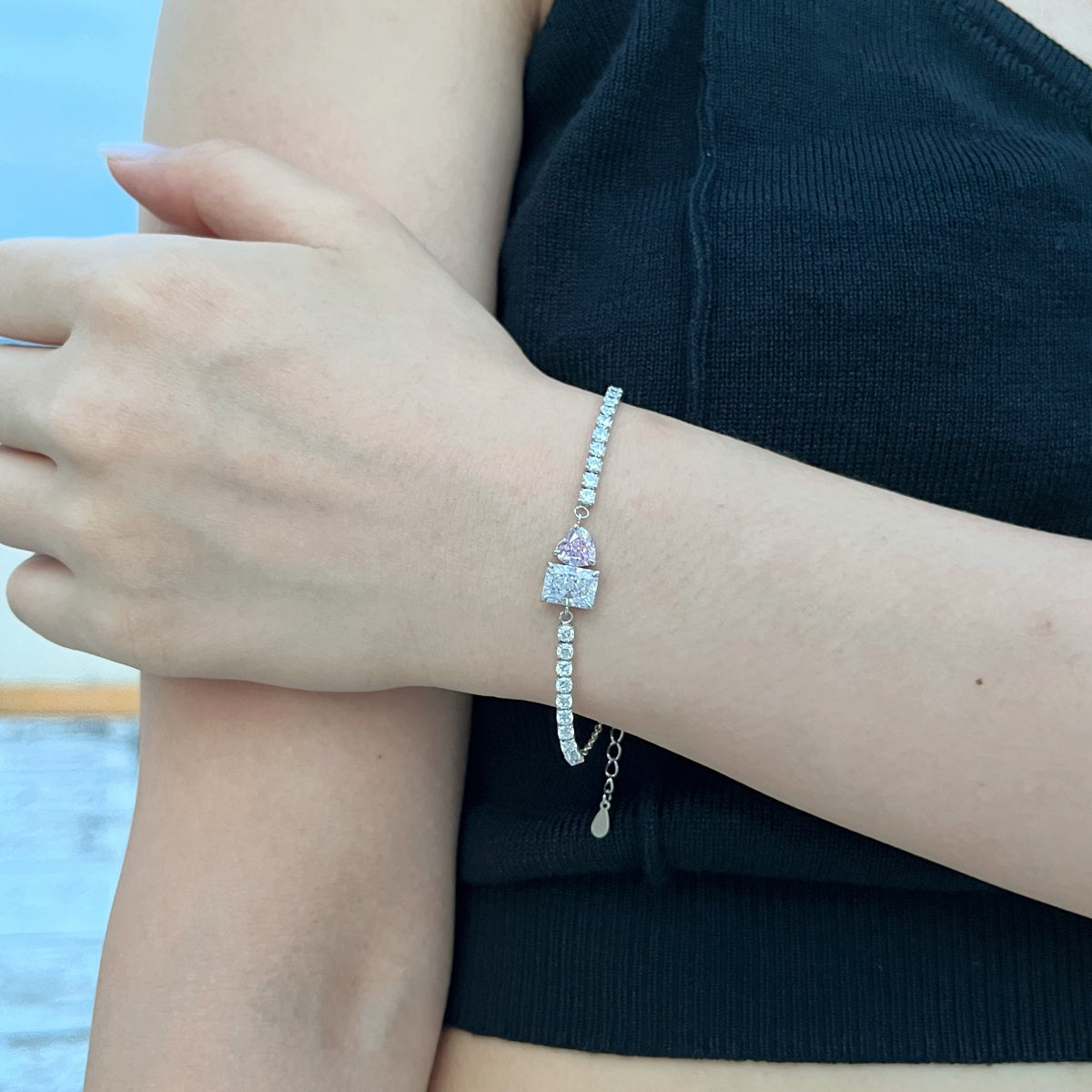 [STREET]Dazzling Unique Multi Shape Lover Bracelet