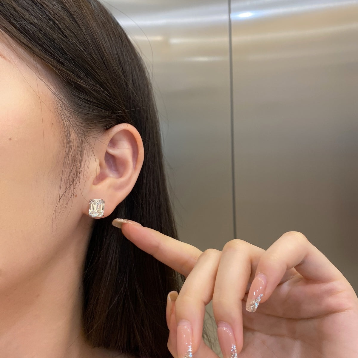 [STREET]Dazzling Square Shape Earrings