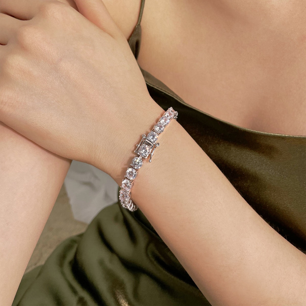 [STREET]Dazzling Round Cut Wedding Bracelet