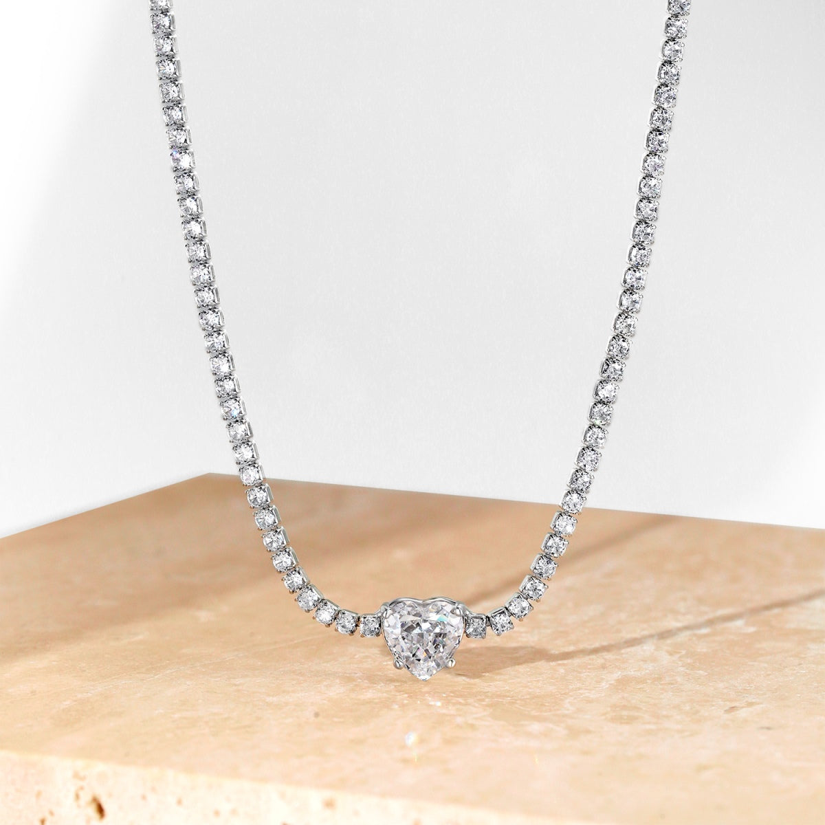 [STREET]Sparkling Tennis Heart Cut Necklace