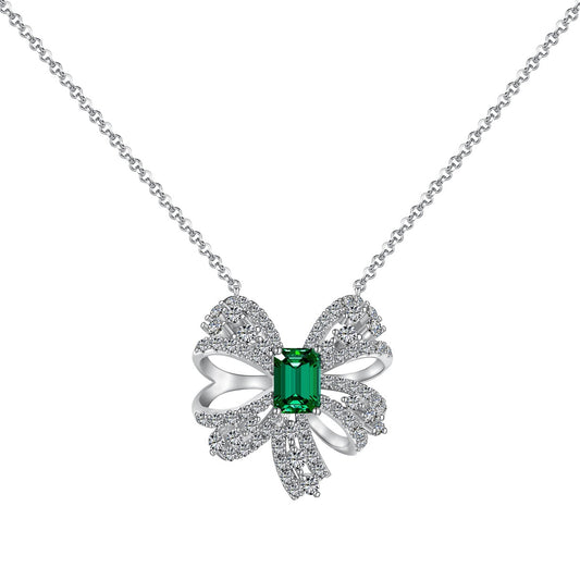 [STREET]Luxurious Flower Shape Emerald Cut Necklace