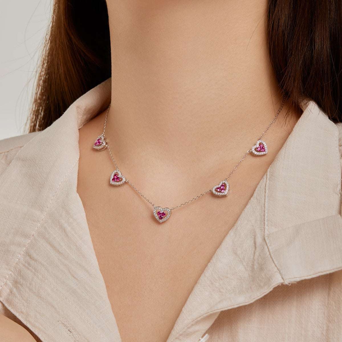 [STREET]Sparkling Five Heart Necklace