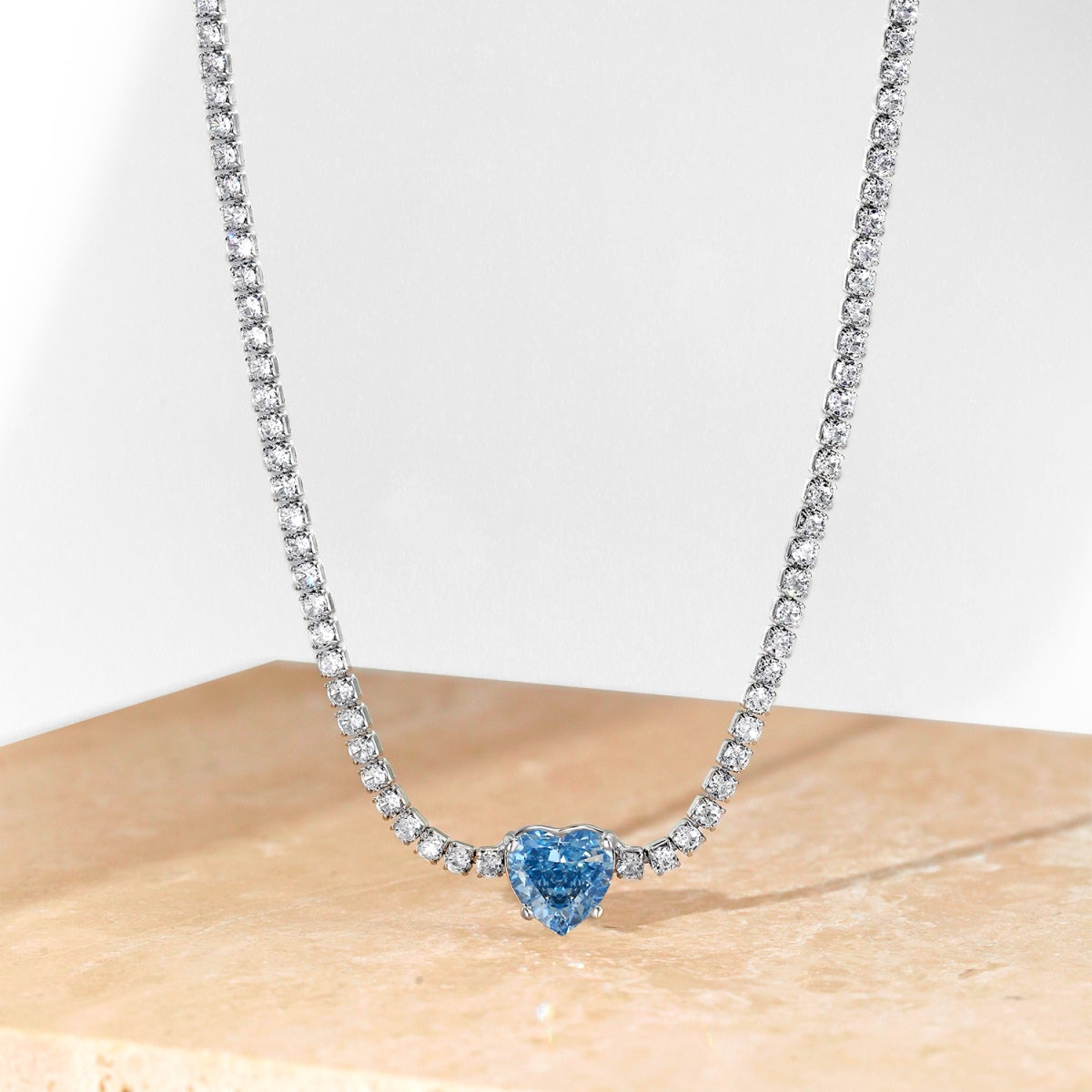 [STREET]Sparkling Tennis Heart Cut Necklace