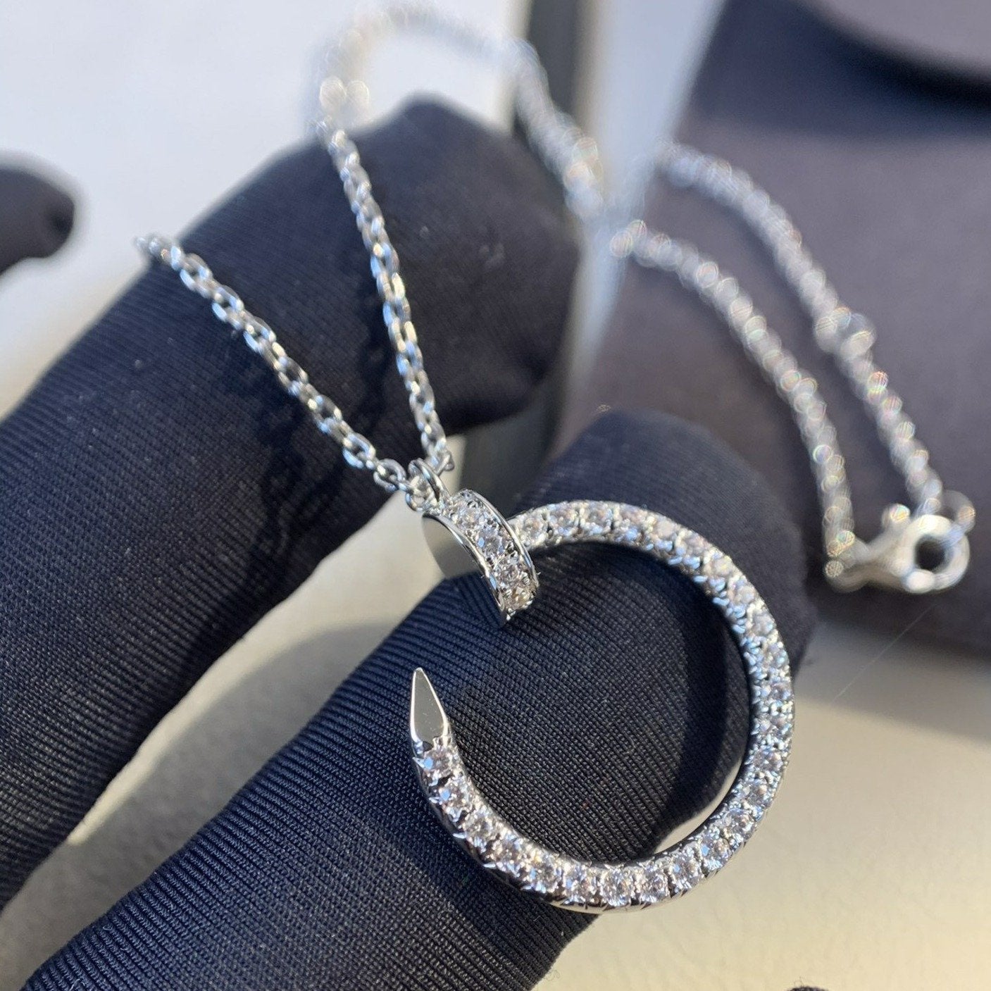 ˇGilded EraˇJUSTE NECKLACE SILVER DIAMONDS