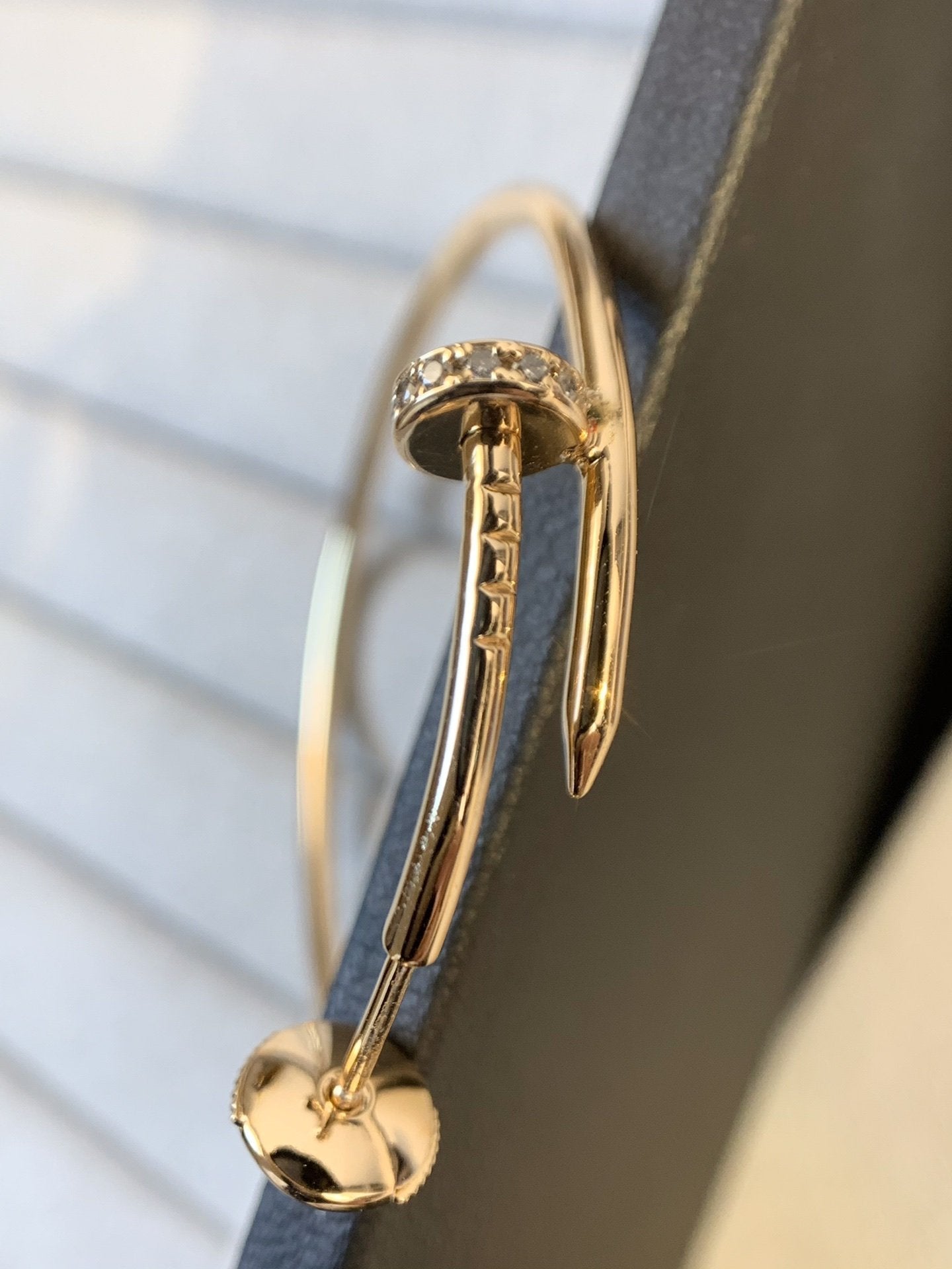 ˇGilded EraˇJUSTE EARRINGS GOLD DIAMONDS 1.8MM