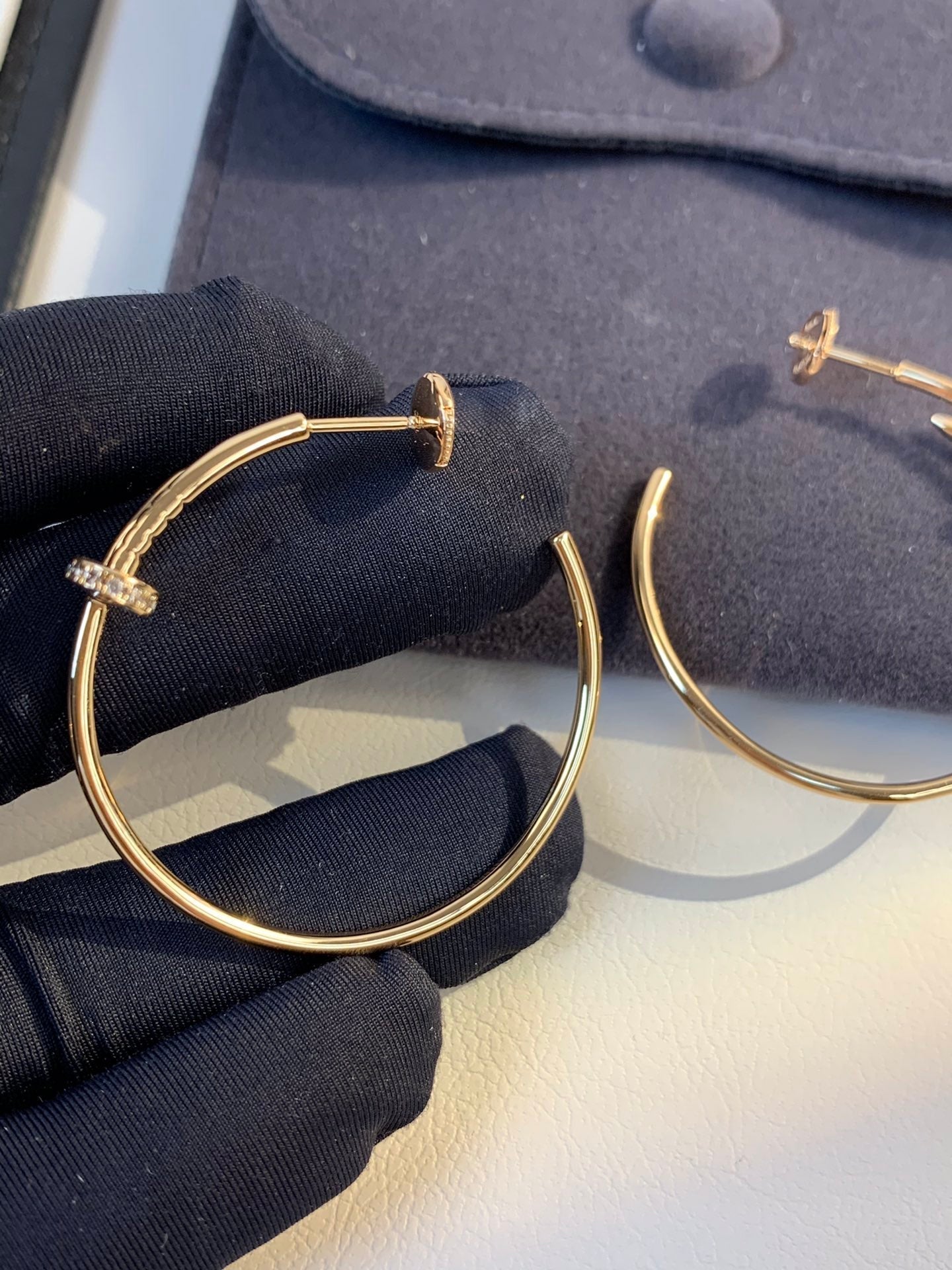 ˇGilded EraˇJUSTE EARRINGS GOLD DIAMONDS 1.8MM