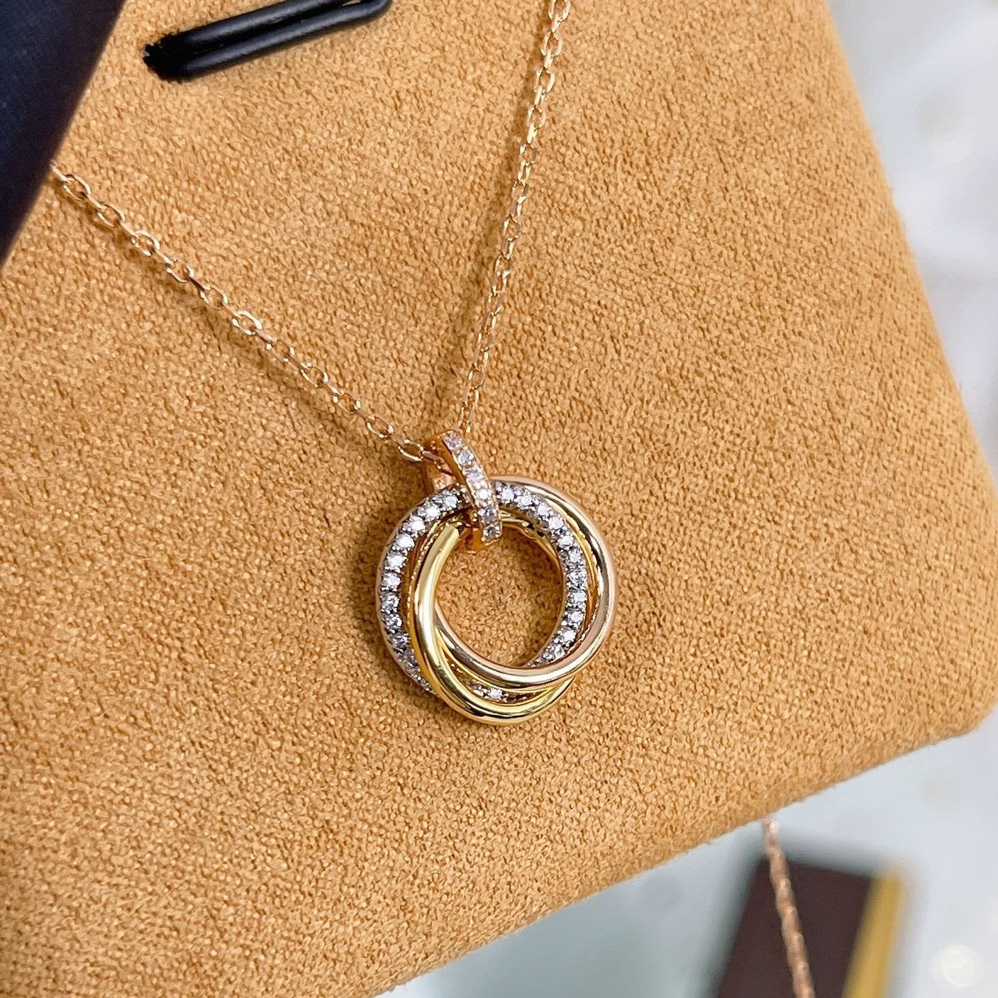 ˇGilded EraˇTRINITY NECKLACE SILVER GOLD PINK GOLD DIAMONDS