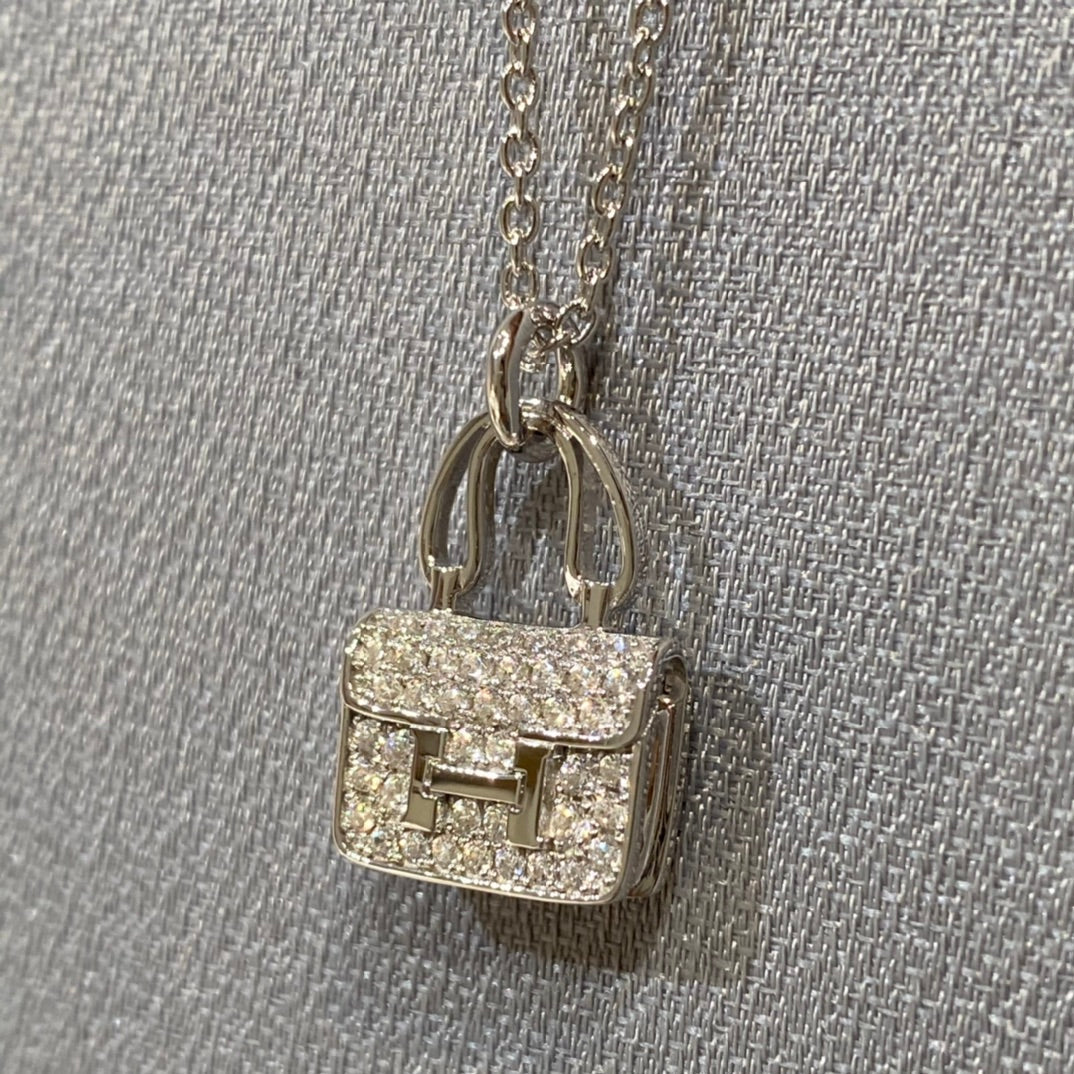 ˇGilded EraˇCONSTANCE PEDANT DIAMOND NECKLACE