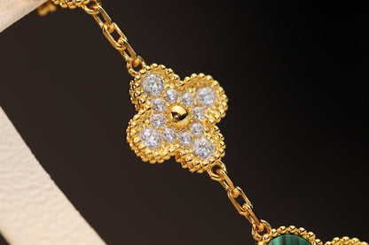 ˇGilded EraˇCLOVER EARRINGS GOLD MALACHITE DIAMOND 3 MOTIF