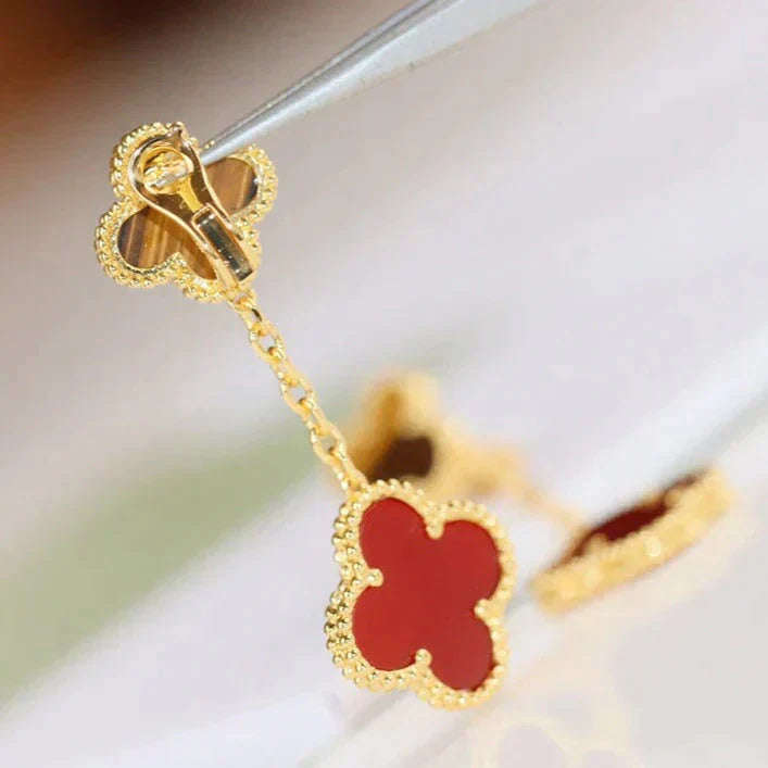 ˇGilded EraˇCLOVER  2 MOTIF  TIGER EYE CARNELIAN EARRINGS