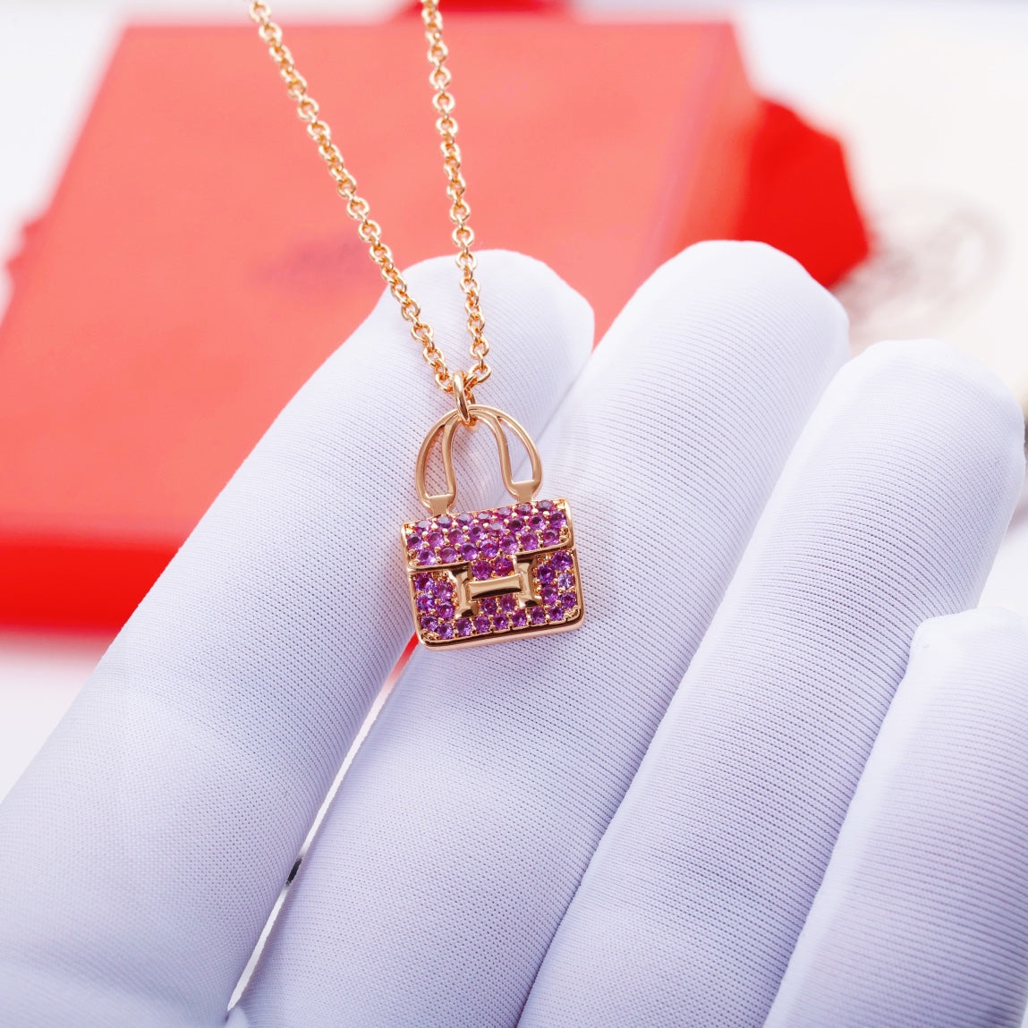 ˇGilded EraˇCONSTANCE PEDANT PURPLE DIAMOND NECKLACE