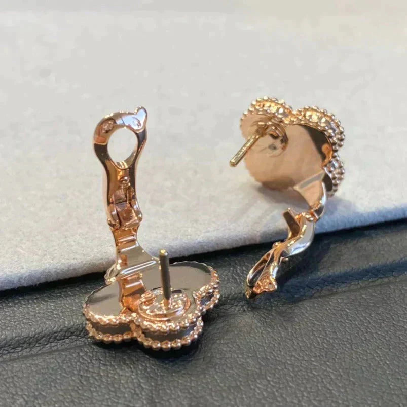 ˇGilded EraˇCLOVER MEDIUM 1 MOTIFS GRAY MOP  DIAMOND EARRINGS