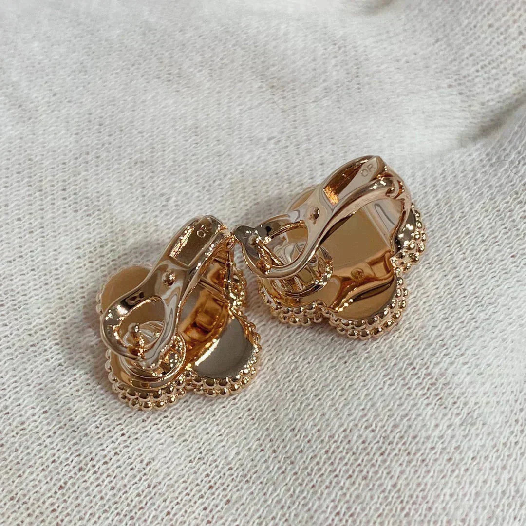 ˇGilded EraˇCLOVER MEDIUM 1 MOTIFS CARNELIAN  DIAMOND earrings