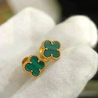 ˇGilded EraˇCLOVER MINI 9.5MM MALACHITE  EARRINGS