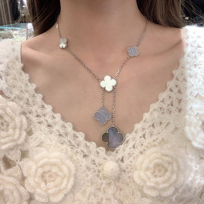 ˇGilded EraˇCLOVER MOP CHALCEDONY NECKLACE SILVER 6 MOTIF