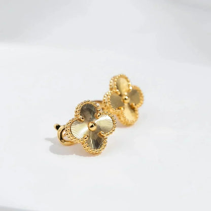 ˇGilded EraˇCLOVER MEDIUM 1 MOTIFS LASER EARRINGS