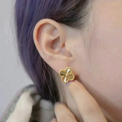 ˇGilded EraˇCLOVER MEDIUM 1 MOTIFS LASER EARRINGS