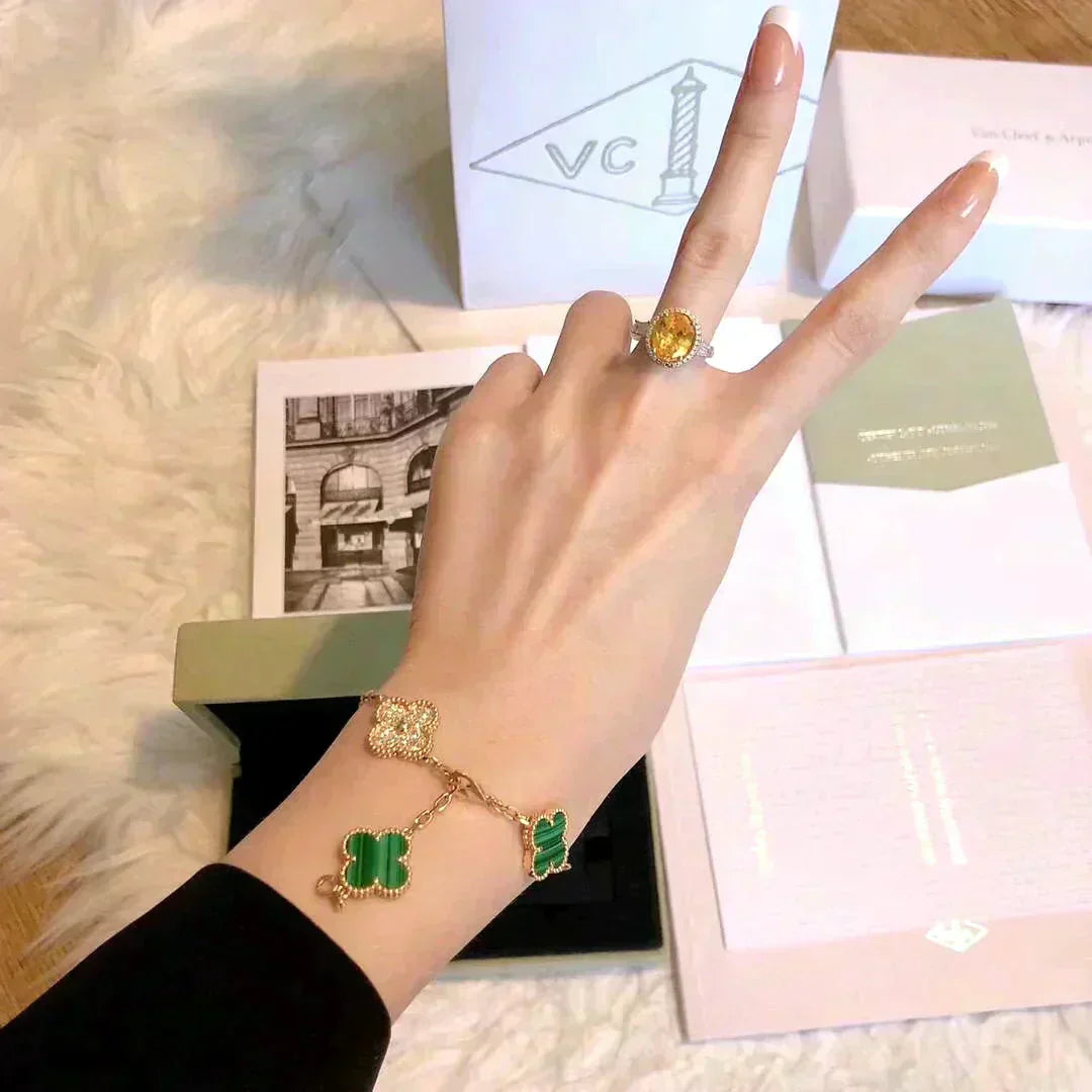 ˇGilded EraˇCLOVER  5 MOTIF MALACHITE DIAMOND BRACELET