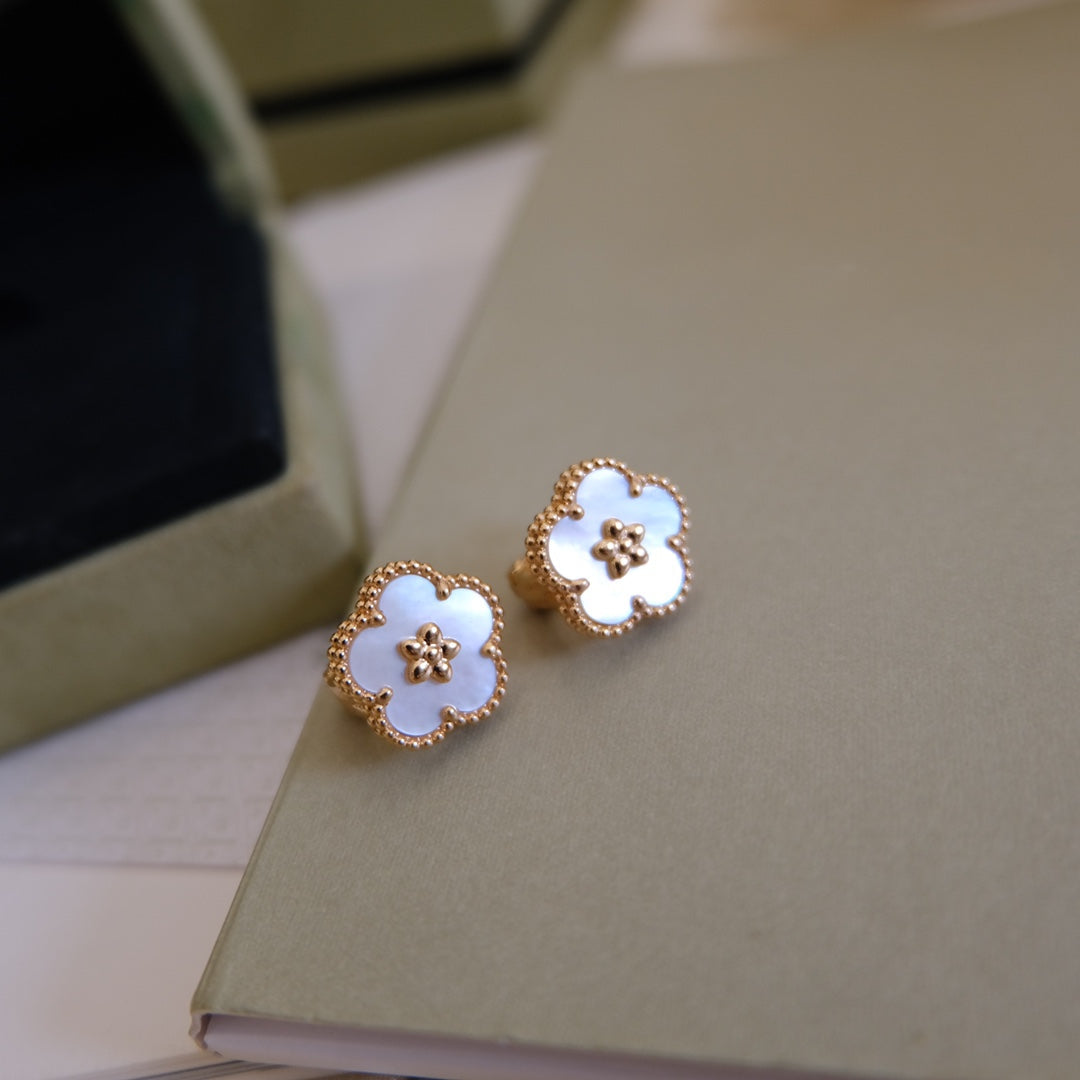 ˇGilded EraˇLUCKY PINK GOLD WHITE MOP EARRINGS