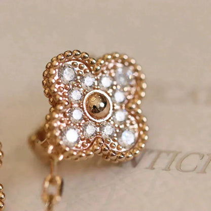 ˇGilded EraˇCLOVER MEDIUM 1 MOTIFS FUll DIAMOND EARRINGS