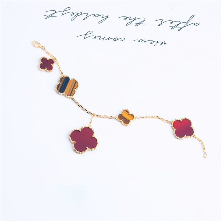 ˇGilded EraˇCLOVER BRACELET 5 MOTIFS CARNELIAN TIGER EYE
