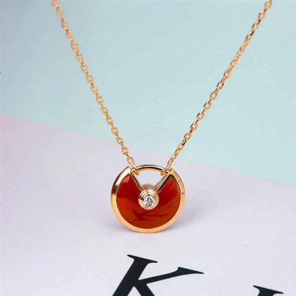 ˇGilded EraˇAMULETTE GOLD CARNELIAN ONYX NECKLACE