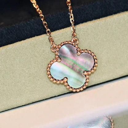 ˇGilded EraˇCLOVER 15MM  GRAY MOTHER OF PEARL NECKLACE