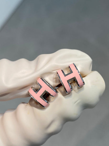ˇGilded EraˇMINI POP H SILVER EARRINGS PINK