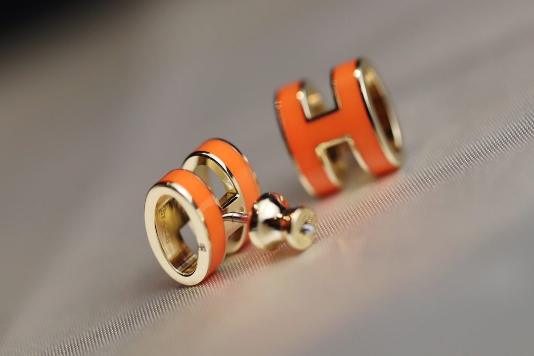 ˇGilded EraˇMINI POP H EARRINGS ORANGE