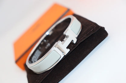 ˇGilded EraˇH LIGHT BLUE BRACELET